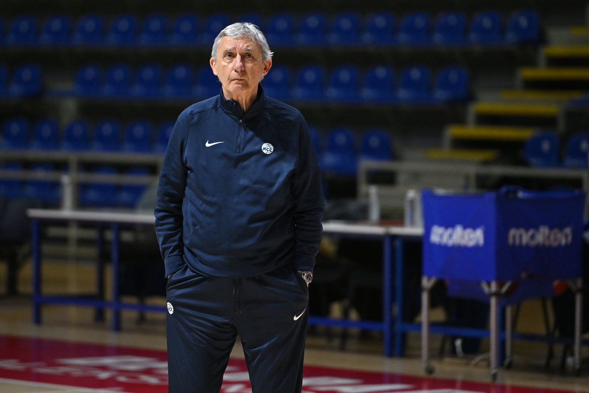 SVETISLAV PESIC selektor i trener kosarkasa reprezentacije Srbije na treningu pred utakmicu kvalifikacija za FIBA Evropsko prvenstvo 2025 u hali Aleksandar Nikolic Pionir, Beograd 18.02.2025. godine Foto: Marko Metlas Kosarka, Srbija, Kvalifikacije za Evropsko prvenstvo 2025