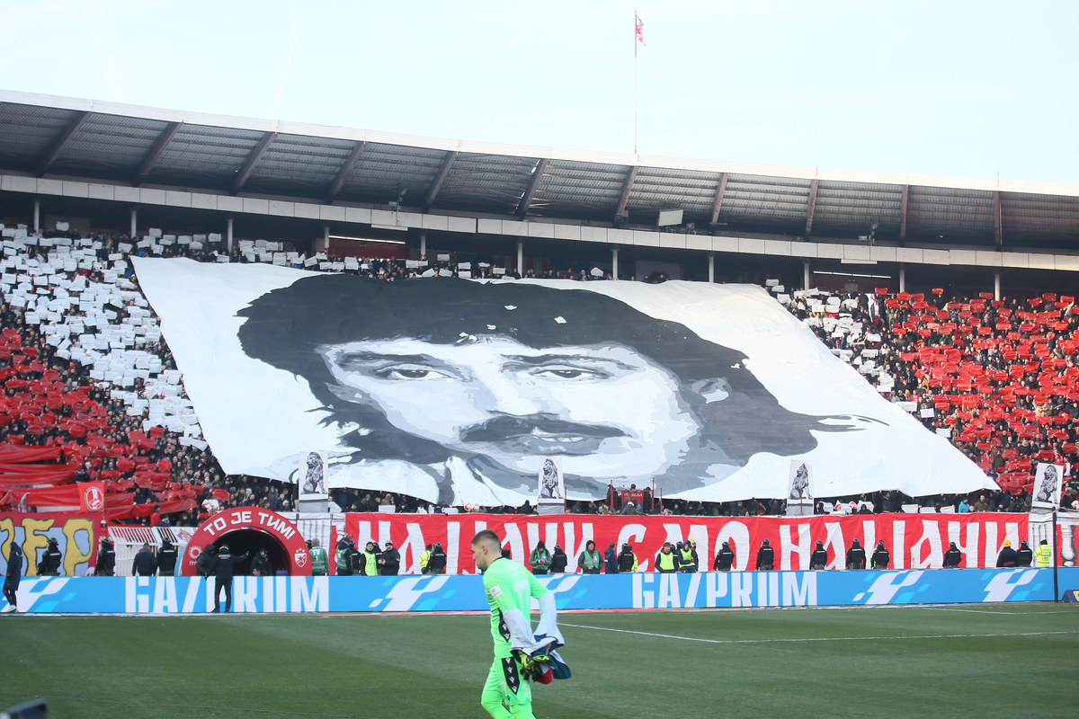 Koreografija navijača Crvene Zvezde na utakmici Mocart Superlige protiv Partizana na stadionu Rajko Mitic, Beograd 22.02.2025. godine Foto: Ivica Veselinov / MN PRESS FUDBAL, FOOTBALL, MOZZART SUPERLIGA, CRVENA ZVEZDA, RED STAR, NATIONAL CHAMPIONSHIP, PRVENSTVO SRBIJE, PARTIZAN, DERBI