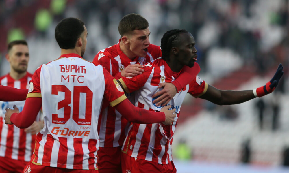 fudbaler Crvene Zvezde na utakmici Mocart Superlige protiv Partizana na stadionu Rajko Mitic, Beograd 22.02.2025. godine Foto: Ivica Veselinov / MN PRESS FUDBAL, FOOTBALL, MOZZART SUPERLIGA, CRVENA ZVEZDA, RED STAR, NATIONAL CHAMPIONSHIP, PRVENSTVO SRBIJE, PARTIZAN, DERBI