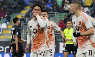 Roma's Paulo Dybala celebrates after scoring their side's first goal of the game during the Italian Serie A soccer match between Venezia and Roma at the Pier Luigi Penzo Stadium, in Venice, Italy, Sunday Feb. 9, 2025. (Paola Garbuio/LaPresse via AP)