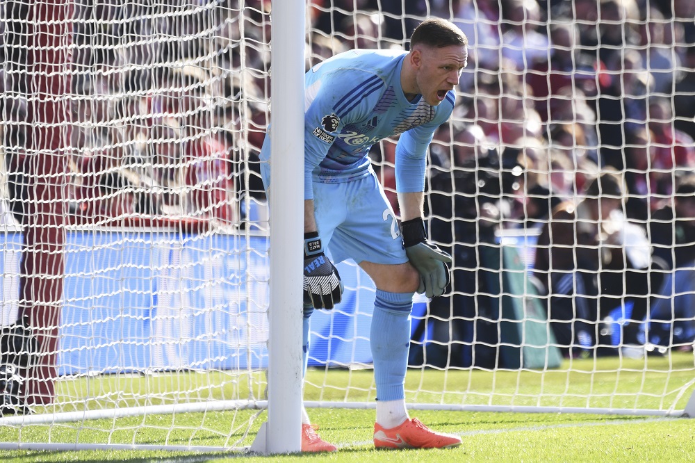 Nottingham Forest's goalkeeper Matz Sels gives instructions during the English Premier League soccer match between Nottingham Forest and Manchester City at the City Ground stadium, in Nottingham, England, Saturday, March 8, 2025. (AP Photo/Rui Vieira)