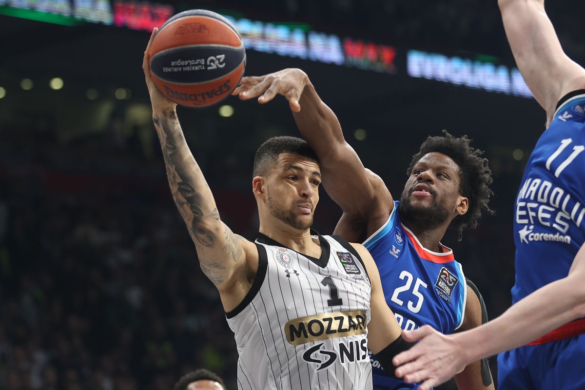 kosarkas Partizana na utakmici Evrolige protiv Efesa u hali Beogradska Arena, Beograd 21.03.2025. godine Foto: Ivica Veselinov / MN PRESS KOSARKA, BASKETBALL, EVROLIGA, EUROLEAGUE, PARTIZAN, EFES