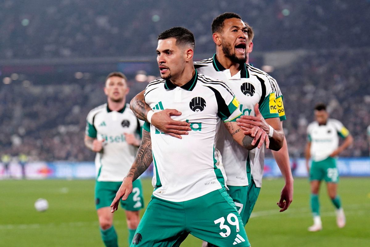 Newcastle United's Bruno Guimaraes celebrates scoring during the English Premier League match between West Ham and Newcastle United at the London Stadium, London, Monday March 10, 2025. (Zac Goodwin/PAvia AP)