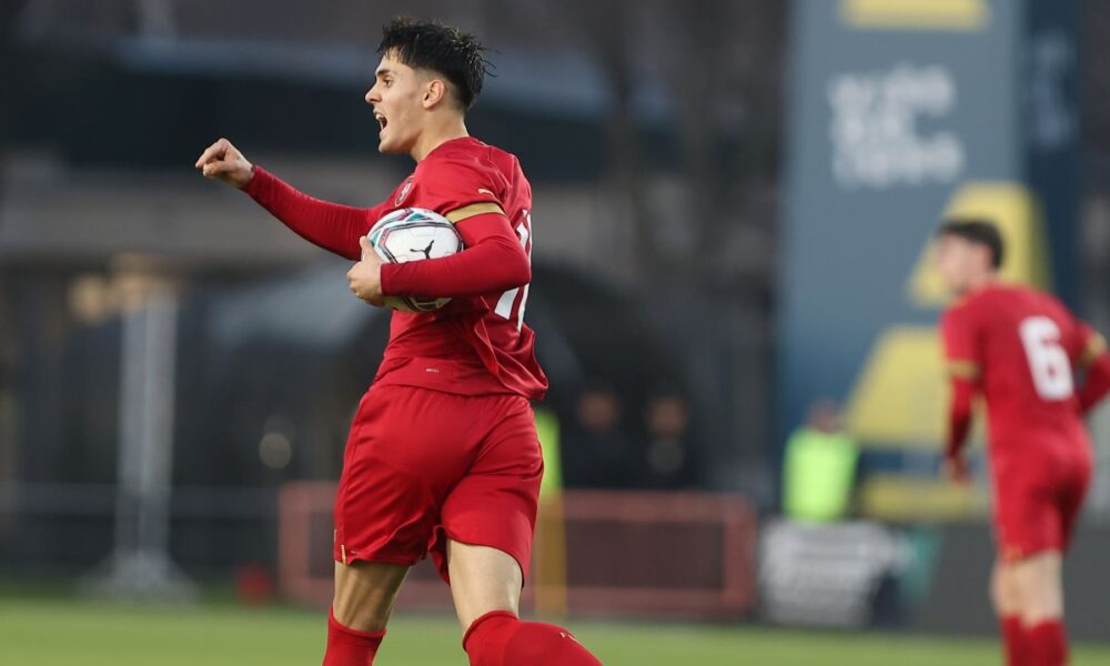 fudbaler U19 reprezentacije Srbije na utakmici UEFA kvalifikacija za Evropsko prvenstvo protiv Norveske na stadionu SC Mladost, Pancevo 25.03.2025. godine Foto: Ivica Veselinov FUDBAL, FOOTBALL, SRBIJA, SERBIA, UEFA, NORVESKA, NORWAY