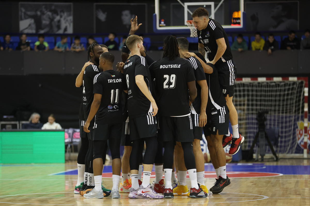 Kosarkasi Dubaija na utakmici ABA lige protiv Mega Superbeta u hali sportova Ranko Zeravica, Beograd 27.01.2025. godine Foto: Ivica Veselinov / MN PRESS KOSARKA, BASKETBALL, ABA LIGA, ABA LEAGUE, JADRANSKA LIGA, ADRIATIC LEAGUE, MEGA SUPERBET, BC DUBAI