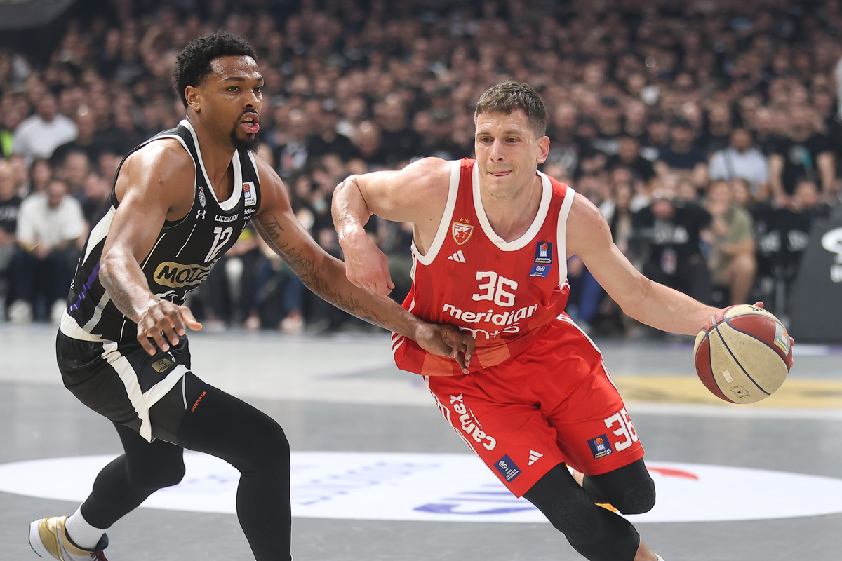 kosarkas Crvene zvezde na utakmici ABA lige protiv Partizana u hali Beogradska Arena, Beograd 21.04.2025. godine Foto: Ivica Veselinov / MN PRESS KOSARKA, BASKETBALL, ABA LIGA, ABA LEAGUE, KK PARTIZAN, KK CRVENA ZVEZDA