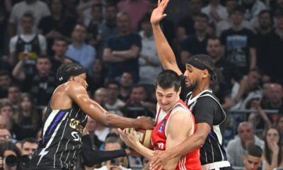 kosarkas Crvene zvezde na utakmici Jadranske ABA lige protiv Parizana u hali Beogradska arena, Beograd 21.04.2025. godine Foto: Marko Metlas Kosarka, Crvena zvezda, Jadranska ABA liga, Partizan