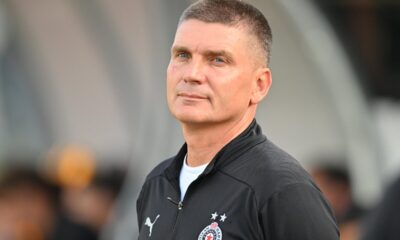 Trener Partizana na utakmici Superlige Prvenstva Srbije protiv OFK Beograda na stadionu Partizana, Beograd 23.04.2025. godine Foto: Marko Metlas Fudbal, Partizan, Superliga Prvenstvo Srbije, OFK Beograd