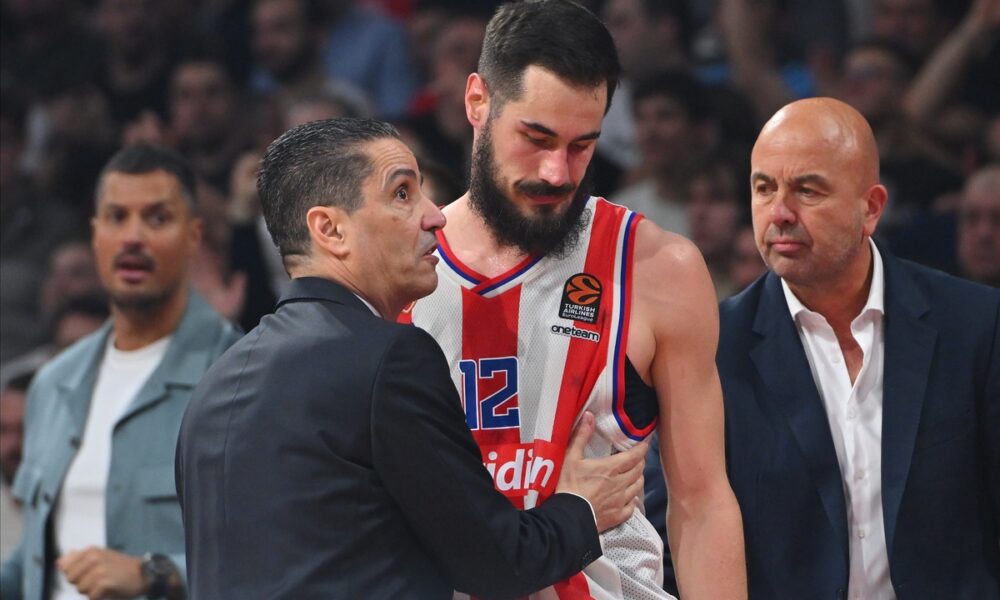 kosarkas Crvene zvezde na utakmici Evrolige protiv Anadolu Efesa Istanbul u hali Beogradska arena, Beograd 04.04.2025. godine Foto: Marko Metlas Kosarka, Crvena zvezda, Evroliga, Anadolu Efes Istanbul