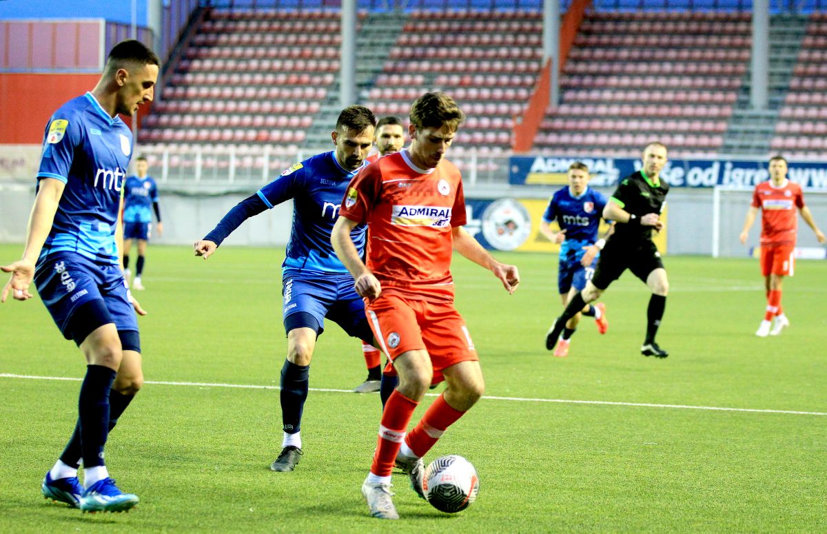 ZELJKO ARSIC, fudbaler IMT na utakmici Superlige Prvenstva Srbije protiv Radnickog iz Nisa, na stadionu Vozdovca. Beograd, 23.02.2024. foto: Vladimir Markovic Fudbal, Radnicki Nis, Superliga Prvenstvo Srbije, IMT