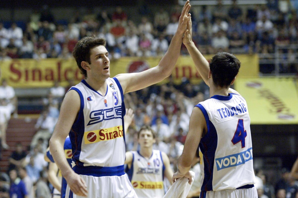 Dragan Labovic kosarkas U18 reprezentacije Srbije i Crne Gore na finalnoj utakmici U18 Evropskog prvenstva protiv Turske u hali Pionir 24.07.2005. godine Foto: Marko Metlas