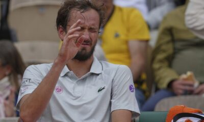 Russia's Daniil Medvedev reacts as he plays Britain's Cameron Norrie during their first round match of the French Tennis Open, at the Roland-Garros stadium, in Paris, Tuesday, May 27, 2025. (AP Photo/Thibault Camus)