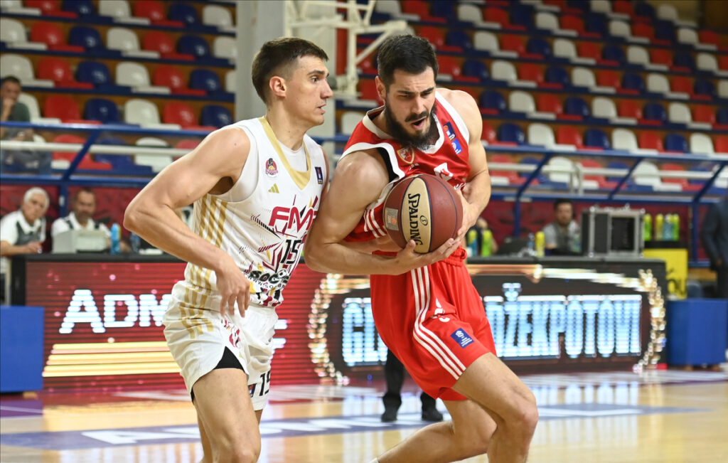 NIKOLA KALINIC, kosarkas Crvene zvezde, na utakmici ABA lige protiv FMP, u Hali FMP u Zelezniku Beograd, 04.05.2025. foto: Nebojsa Parausic Kosarka, ABA League, FMP, Crvena zvezda