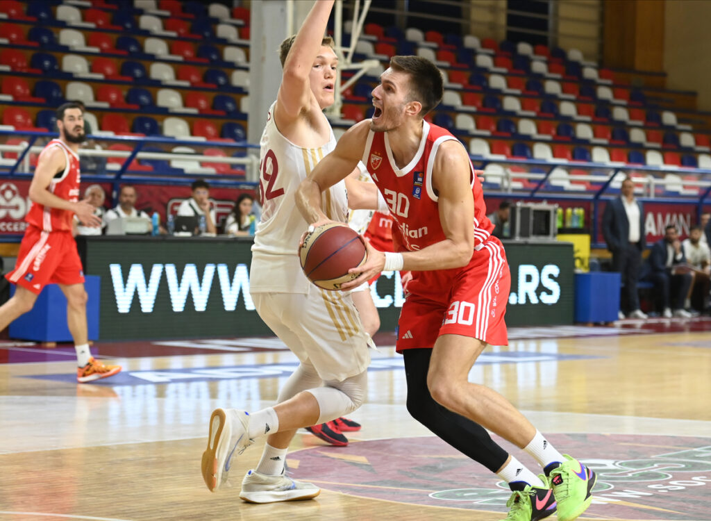 FILIP PETRUSEV, kosarkas Crvene zvezde, na utakmici ABA lige protiv FMP, u Hali FMP u Zelezniku Beograd, 04.05.2025. foto: Nebojsa Parausic Kosarka, ABA League, FMP, Crvena zvezda