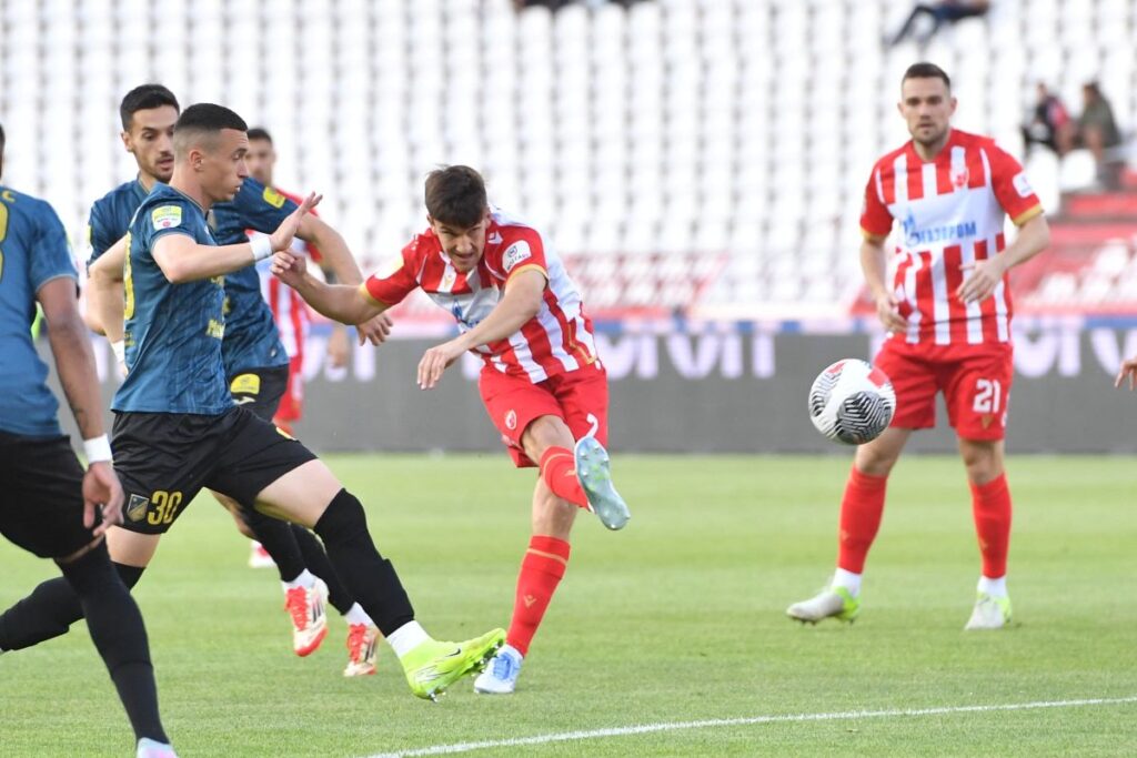 fudbaler Crvene zvezde na utakmici Superlige Prvenstva Srbije protiv Vojvodine Novi Sad na stadionu Rajka Mitica, Beograd, 11.05.2025. godine Foto: Marko Metlas Fudbal, Crvena zvezda, Superliga Prvenstvo Srbije, Vojvodina Novi Sad