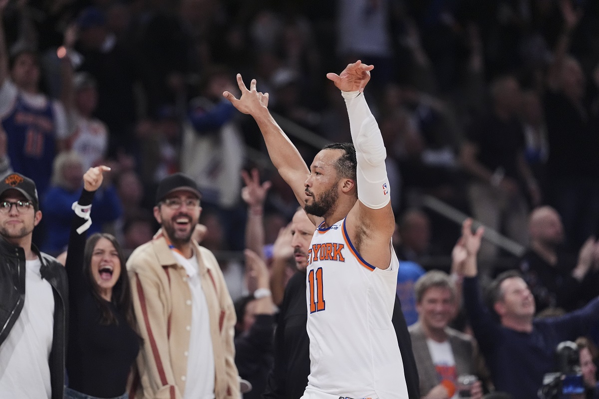 New York Knicks' Jalen Brunson (11) gestures to fans during the second half of Game 6 in the Eastern Conference semifinals of the NBA basketball playoffs against the Boston Celtics Friday, May 16, 2025, in New York. (AP Photo/Frank Franklin II)