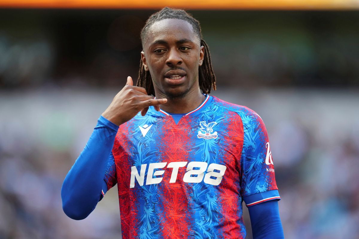 Crystal Palace's Eberechi Eze celebrates scoring his side's opening goal during the English Premier League soccer match between Tottenham Hotspur and Crystal Palace, at Tottenham Hotspur Stadium, London, Sunday May 11, 2025. (John Walton/PA via AP)