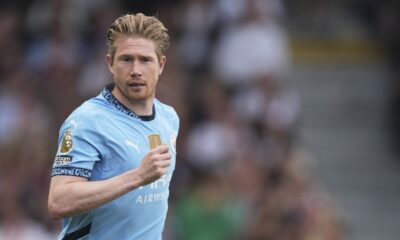 Manchester City's Kevin De Bruyne during the English Premier League soccer match between Fulham and Manchester City at Craven Cottage, London, Sunday, May 25, 2025. (AP Photo/Dave Shopland)