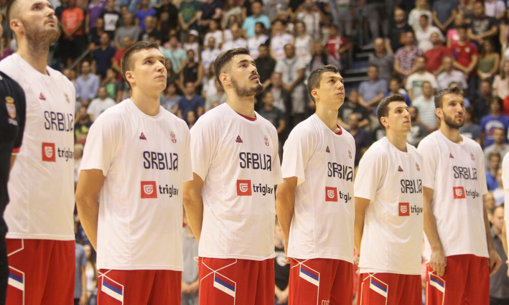 MILAN MACVAN, BOGDAN BOGDANOVIC, NIKOLA KALINIC, VLADIMIR LUCIC, DRAGAN MILOSAVLJEVIC, STEFAN BIRCEVIC kosarkasi reprezentacije Srbije na utakmici Trofeja Beograd protiv Grcke u hali Pionir, Beograd 12.08.2017. godine Foto: VM / MN PRESS Kosarka, Srbija, Grcka, Trofej Beograd