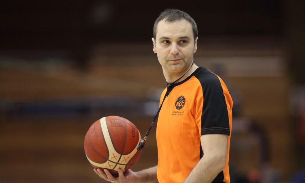 UROS OBRKNEZEVIC sudija, kosarkasi Mega Sokerbeta na utakmici Kupa Radivoja Koraca, Kupa Srbije protiv Vojvodine Novi Sad u hali Spens, Novi Sad 13.02.2021. godine Foto: Marko Metlas Kosarka, Mega Sokerbet, Kup Radivoja Koraca, Kup Srbije, Vojvodina Novi Sad