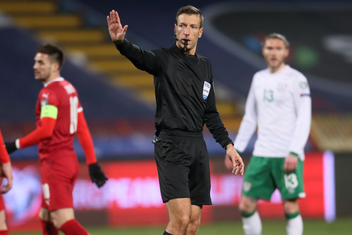DAVIDE MASSA Davide Masa sudija iz Italije fudbaleri reprezentacije Srbije na utakmici kvalifikacija za FIFA Svetsko prvenstvo protiv Irske na stadionu Rajko Mitic, Beograd 24.03.2021. godine Foto: Marko Metlas Fudbal, Reprezentacija, Srbija, Irska, Kvalifikacije za Svetsko prvenstvo