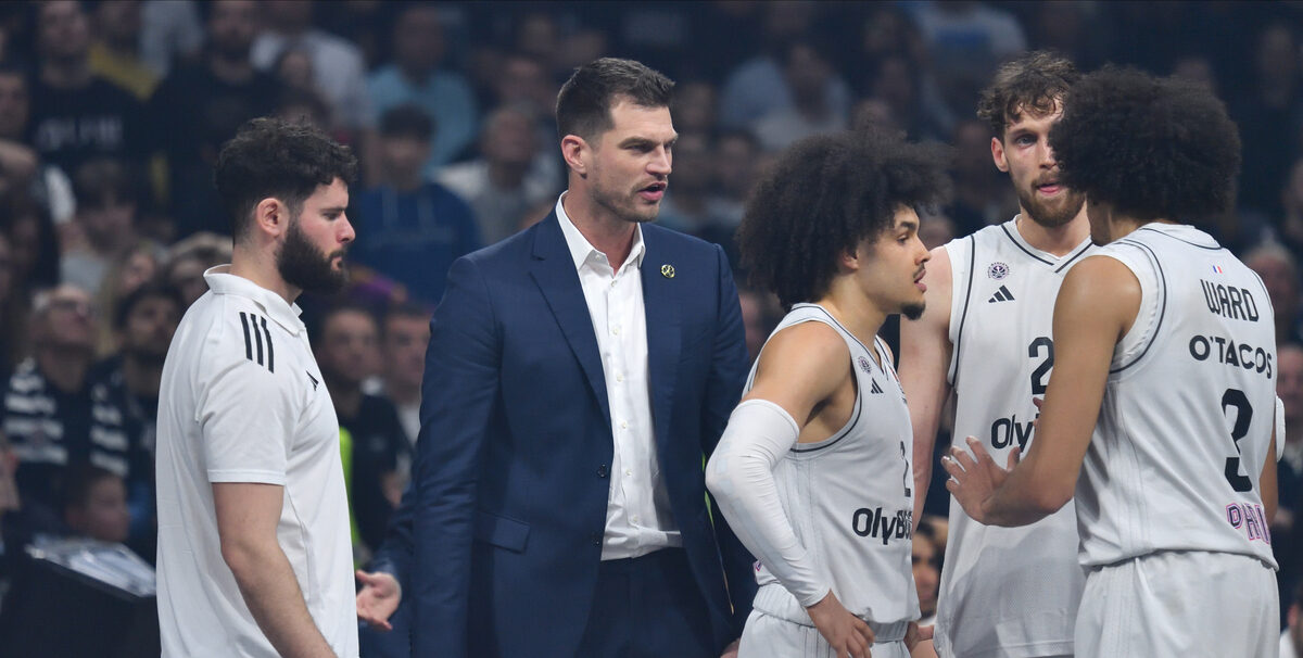 TIAGO SPLITTER Tiago Spliter trener kosarkasa Pariza na utakmici Evrolige protiv Partizana u hali Beogradska arena, Beograd 22.01.2025. godine Foto: Marko Metlas Kosarka, Partizan, Evroliga, Pariz