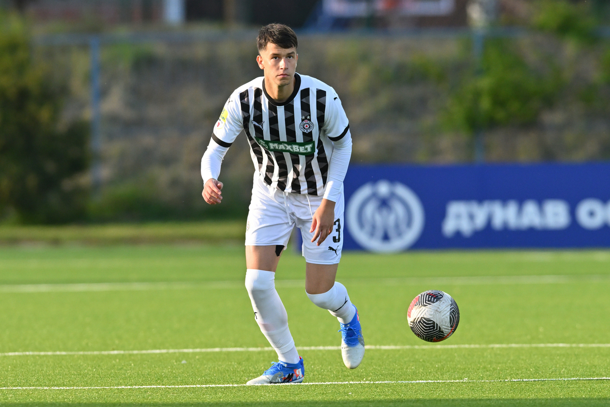 MIHAJLO ILIC fudbaler Partizana na utakmici Superlige Prvenstva Srbije protiv Mladosti Lucani na stadionu Mladosti, Lucani 17.05.2025. godine Foto: Marko Metlas Fudbal, Partizan, Superliga Prvenstvo Srbije, Mladost Lucani