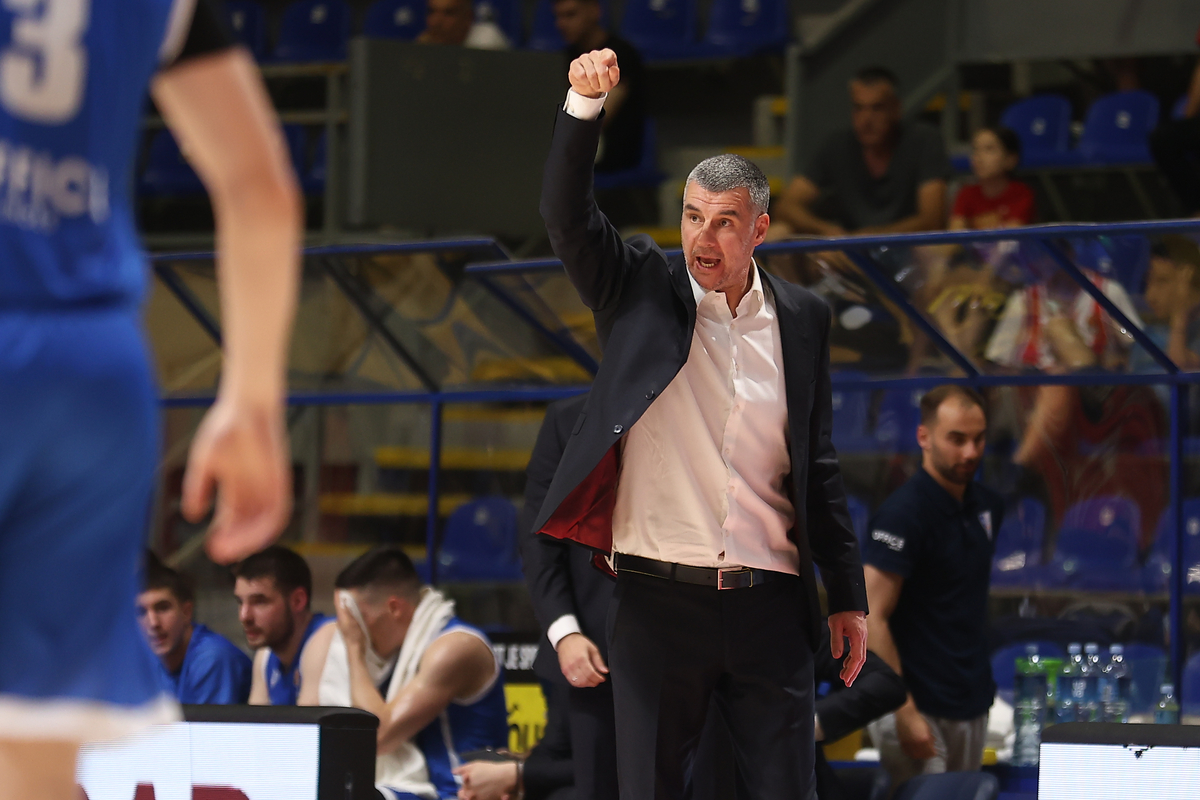 VLADA JOVANOVIC trener kosarkasa Spartaka na utakmici polufinala Super Kosarkaske Lige Srbije protiv Crvene Zvezde u hali Aleksandar Nikolic, Beograd 14.06.2025. godine Foto: Ivica Veselinov / MN PRESS KOSARKA, BASKETBALL, KLS, KOSARKASKA LIGA SRBIJE, CRVENA ZVEZDA, SPARTAK SUBOTICA, PRVENSTVO SRBIJE, NATIONAL CHAMPIONSHIP