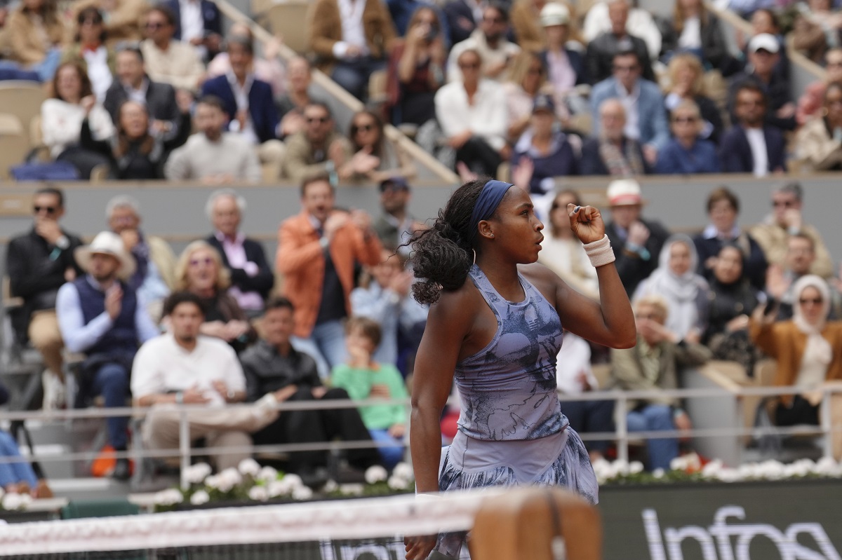 Coco Gauff of the U.S. reacts as she plays against Aryna Sabalenka of Belarus during their final match of the French Tennis Open at the Roland-Garros stadium in Paris, Saturday, June 7, 2025. (AP Photo/Aurelien Morissard)
