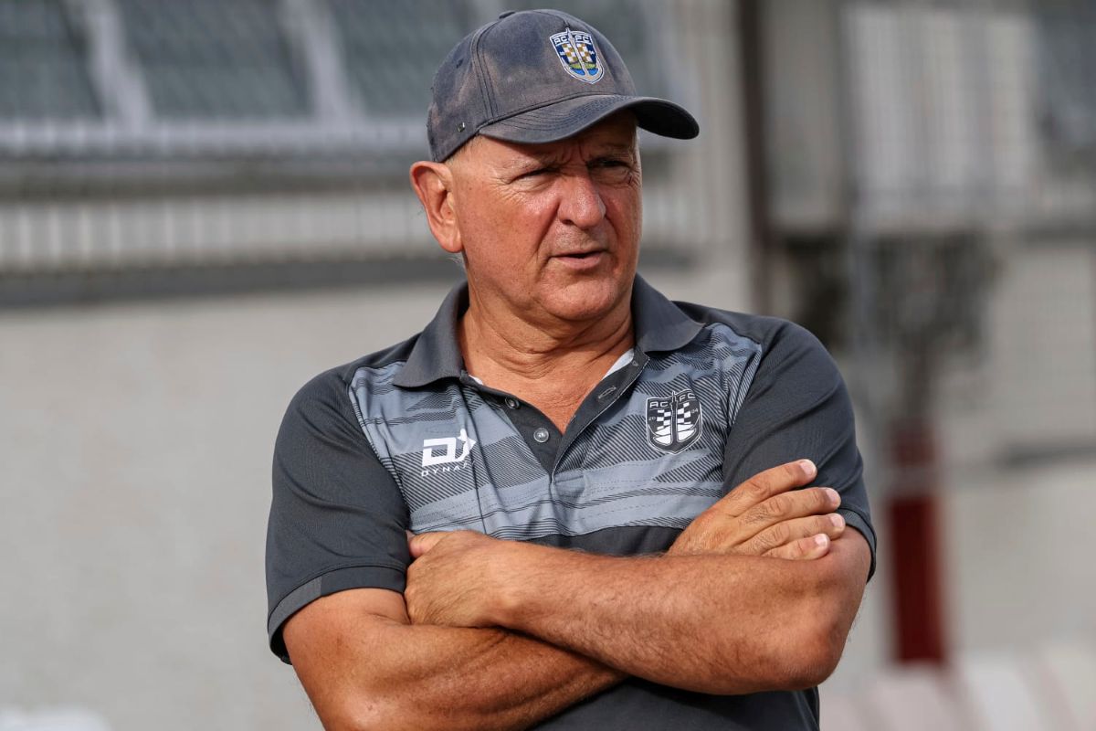 Auckland City FC head coach Paul Posa is photographed on the sidelines in Auckland, New Zealand, March 15, 2025. (Shane Wenzlick/Photosport via AP)