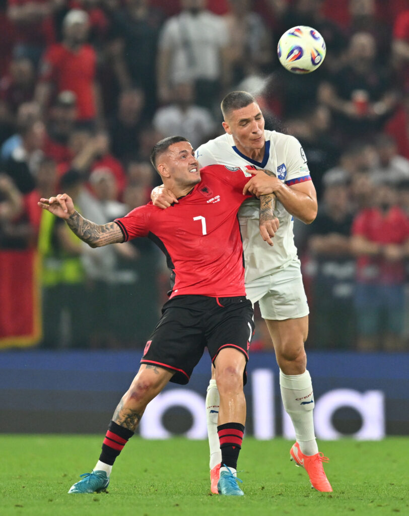 , fudbaler reprezentacije Srbije, na utakmici kvalifikacija za FIFA Svetsko prvenstvo protiv Albanije, na stadion Kombetare. Tirana, 07.06.2025. foto: Marko Metlas Fudbal, Reprezentacija, Srbija, Albanija, Kvalifikacije za Svetsko prvenstvo
