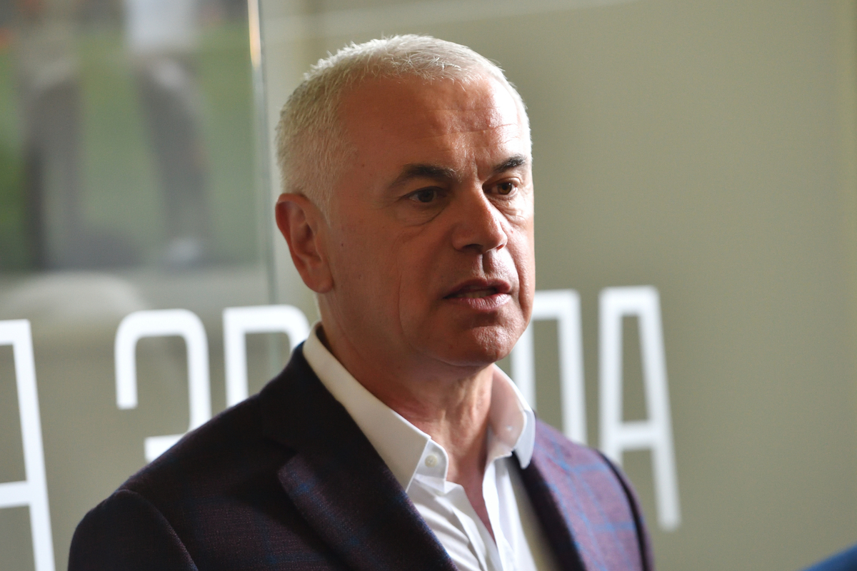 ZVEZDAN TERZIC direktor fudbalera Crvene zvezde okupljanje na stadionu Rajka Mitica, Beograd, 16.06.2025. godine Foto: Marko Metlas Fudbal, Crvena zvezda, Okupljanje