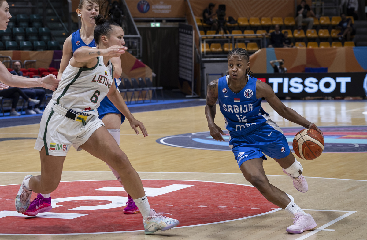 YVONNE ANDERSON Ivon Anderson, kosarkasica Srbije, na utakmici prvenstva Evrope za zene protiv Litvanije, u hali Pala Doca. FIBA Women's EuroBasket 2025 Bolonja, 19.06.2025. Foto: MN Press / ag Kosarka, Litvanija, Srbija, FIBA prvenstvo Evrope za zene