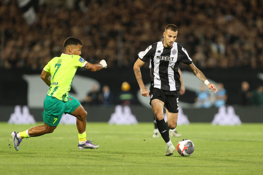 fudbaler Partizana na utakmici kvallifikacija za UEFA Ligu Evrope protiv AEK-a na stadionu Partizana, Beograd 17.07.2025. godine Foto: Ivica Veselinov / MN PRESS FUDBAL, FOOTBALL, UEFA EUROPA LEAGUE, LIGA EVROPE, PARTIZAN, AEK LARNAKA, AEK LARNACA