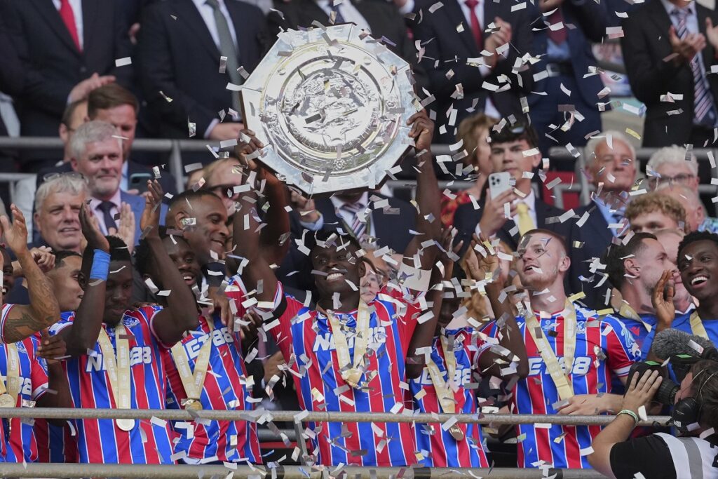 Crystal Palace players celebrate after winning the FA Community Shield final soccer match between Liverpool and Crystal Palace at Wembley Stadium in London,Sunday, Aug. 10, 2025. (AP Photo/Dave Shopland)