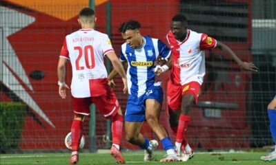 JAY IFEANYI JUNIOR ENEM, fudbaler OFK Beograda, na prvenstvenoj utakmici protiv Vojvodine, i COLLINS LUSAKA SICHENJE, na stadionu SC FSS. Stara Pazova, 09.08.2025. foto: Nebojsa Parausic Fudbal, OFK Beograd, Vojvodina