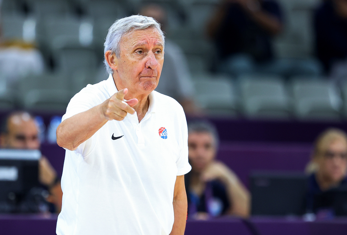 SVETISLAV PESIC kosarkas reprezentacije Srbije na prijateljskoj utakmici protiv Kipra u Spiris Kipriani Areni, Limasol 10.08.2025. godine Foto: EK / MN PRESS KOSARKA, BASKETBALL, KSS, SRBIJA, SERBIA, KIPAR, CYPRUS, MEDJUNARODNA PRIJATELJSKA, INTERNATIONAL FRIENDLY, ECOMMBX CUP