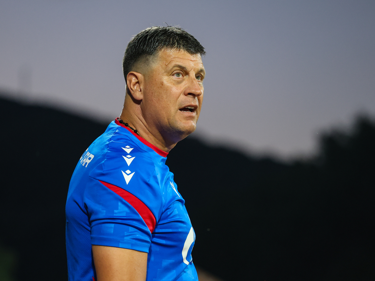 VLADAN MILOJEVIC trener fudbalera Crvene zvezde na utakmici Superlige Prvenstva Srbije protiv Mladosti Lucani na stadionu Mladosti, Lucani, 15.08.2025. godine Foto: MN PRESS Fudbal, Crvena zvezda, Superliga Prvenstvo Srbije, Mladost Lucani