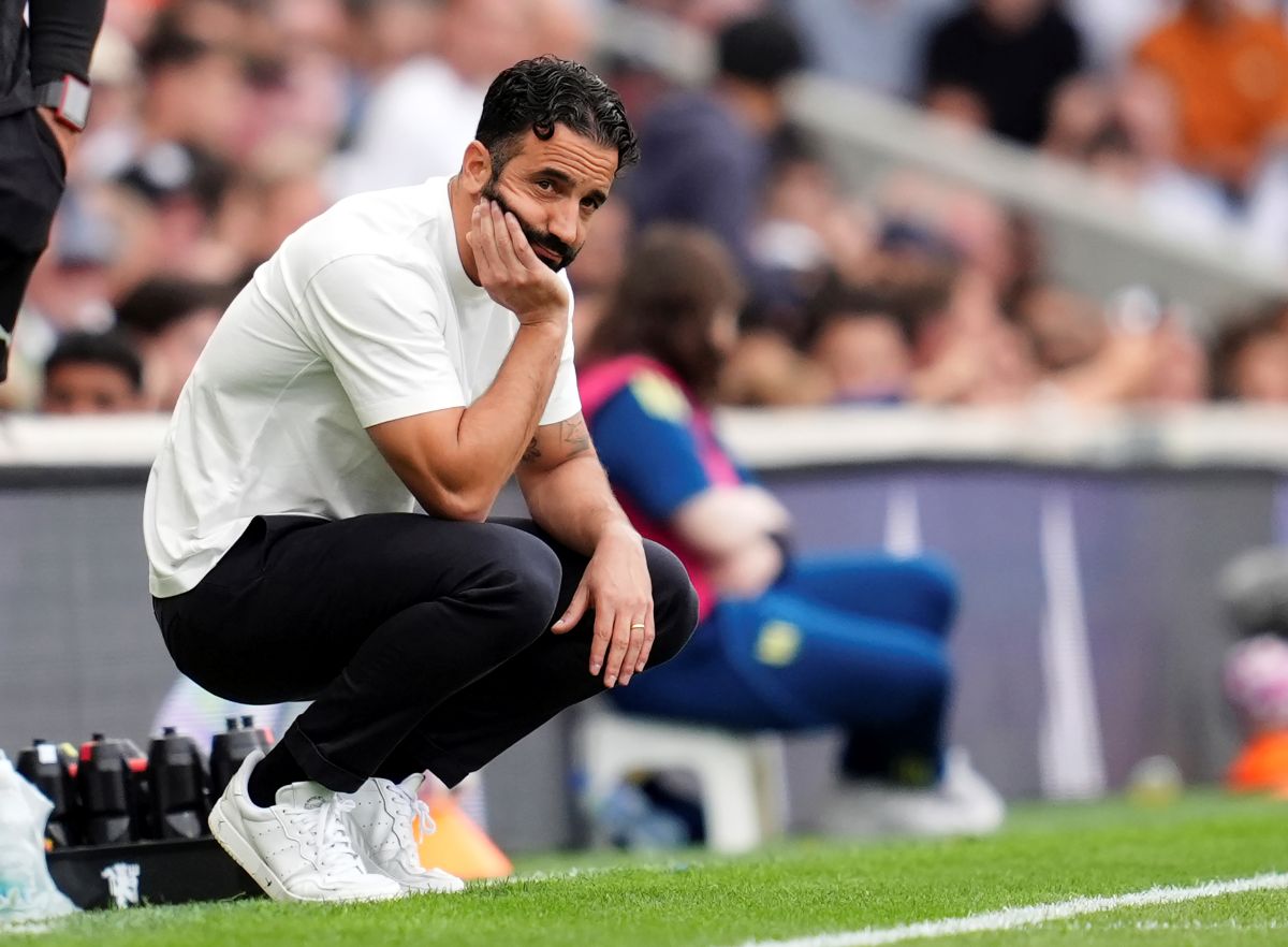 Manchester United manager Ruben Amorim reacts on the touchline during the English Premier League soccer match between Fulham and Manchester United at Craven Cottage, in London, Sunday Aug. 24, 2025. (Adam Davy/PA via AP)
