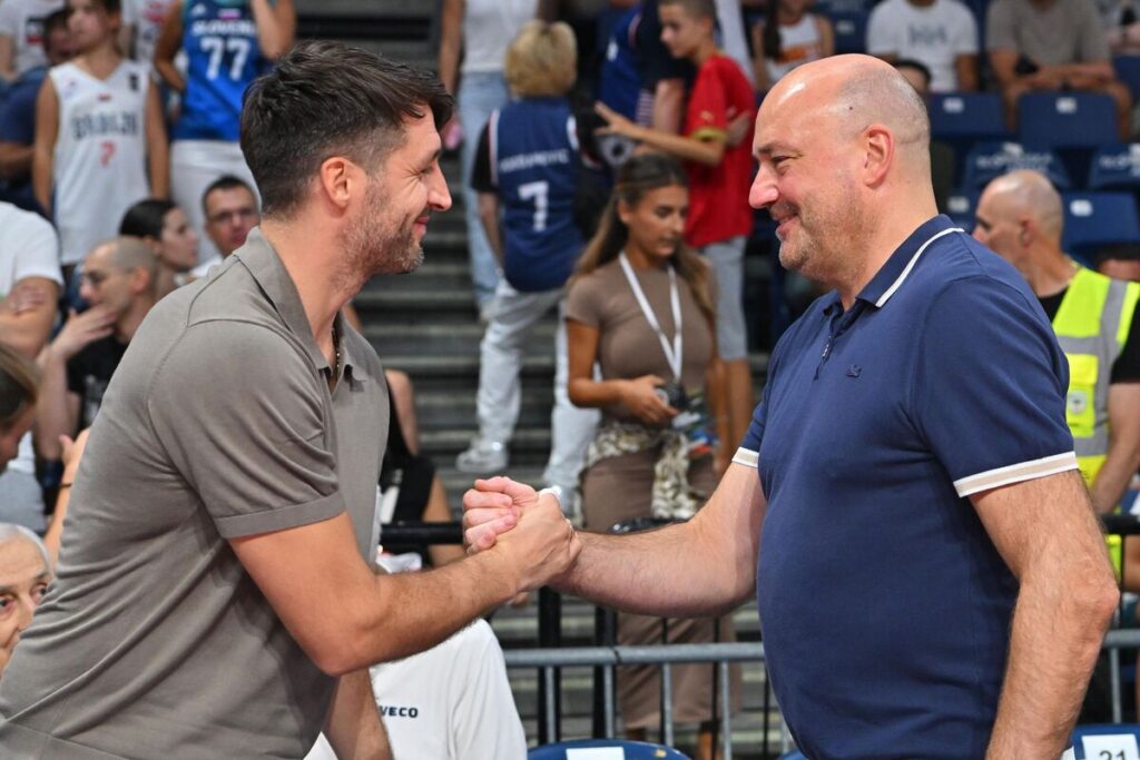Stefan Marković i Miroslav Berić na prijateljskoj utakmici Srbije protiv Slovenije u hali Beogradska arena, Beograd 21.08.2025. godine Foto: Marko Metlas Kosarka, Srbija, Slovenija, Prijateljska utakmica