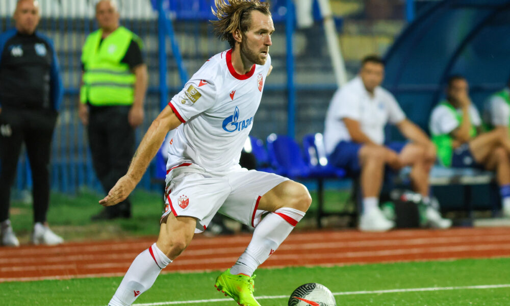 fudbaler Crvene zvezde na utakmici Superlige Prvenstva Srbije protiv Mladosti Lucani na stadionu Mladosti, Lucani, 15.08.2025. godine Foto: MN PRESS Fudbal, Crvena zvezda, Superliga Prvenstvo Srbije, Mladost Lucani