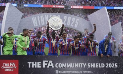 Crystal Palace players celebrate after winning the FA Community Shield final soccer match between Liverpool and Crystal Palace at Wembley Stadium in London,Sunday, Aug. 10, 2025. (AP Photo/Dave Shopland)